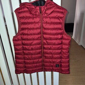 Red LOLË Light Puffer Hooded Vest , size M-L With travel pouch.